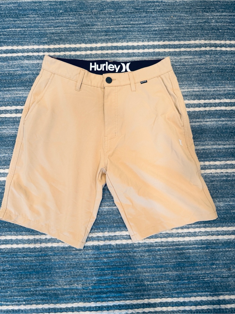 Hurley Men’s Tan Flat Front Casual Shorts